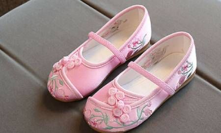 Picture for category Girls Ethnic Shoes